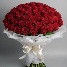 Букет 101 Красная роза Блэк Мэджик в Деревне Барвиха