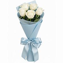 Букет 5 Белых роз Проуд в Деревне Барвиха