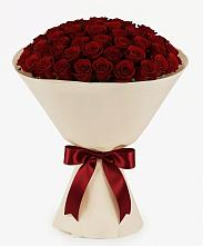 Букет 101 Бордовая роза Блэк Бакарра в Деревне Барвиха