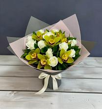 Букет цветов из:  Орхидеи и Розы в Деревне Барвиха