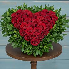 Цветочная композиция из Розы в виде сердца в Деревне Барвиха