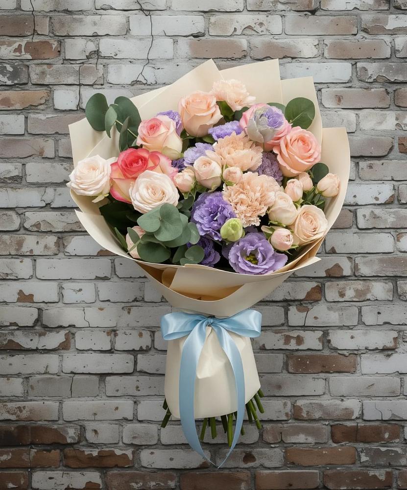 Букет цветов из: Розы, Лизиантусы и Гвоздики в Деревне Барвиха