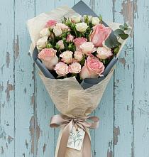 Букет цветов из:  Розы в Деревне Барвиха