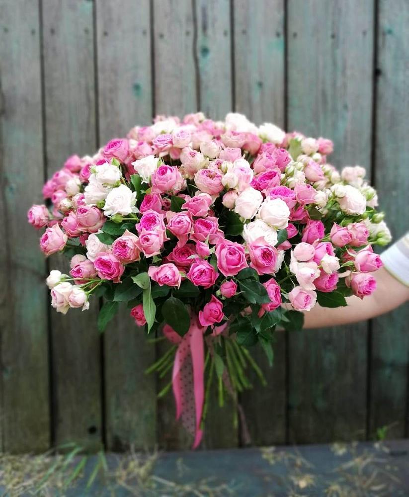 Букет Розовые кустовые розы Натали и Лав Лидия в Деревне Барвиха