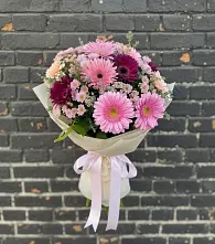 Букет цветов из:  Герберы и Хризантемы в Деревне Барвиха