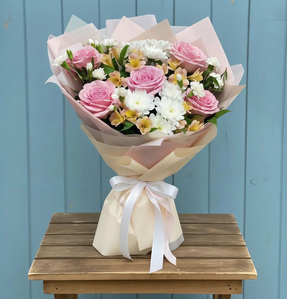 Букет цветов из: Гвоздики, Орхидеи и Розы в Деревне Барвиха