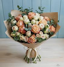 Букет цветов из:  Альстромерии и Розы в Деревне Барвиха