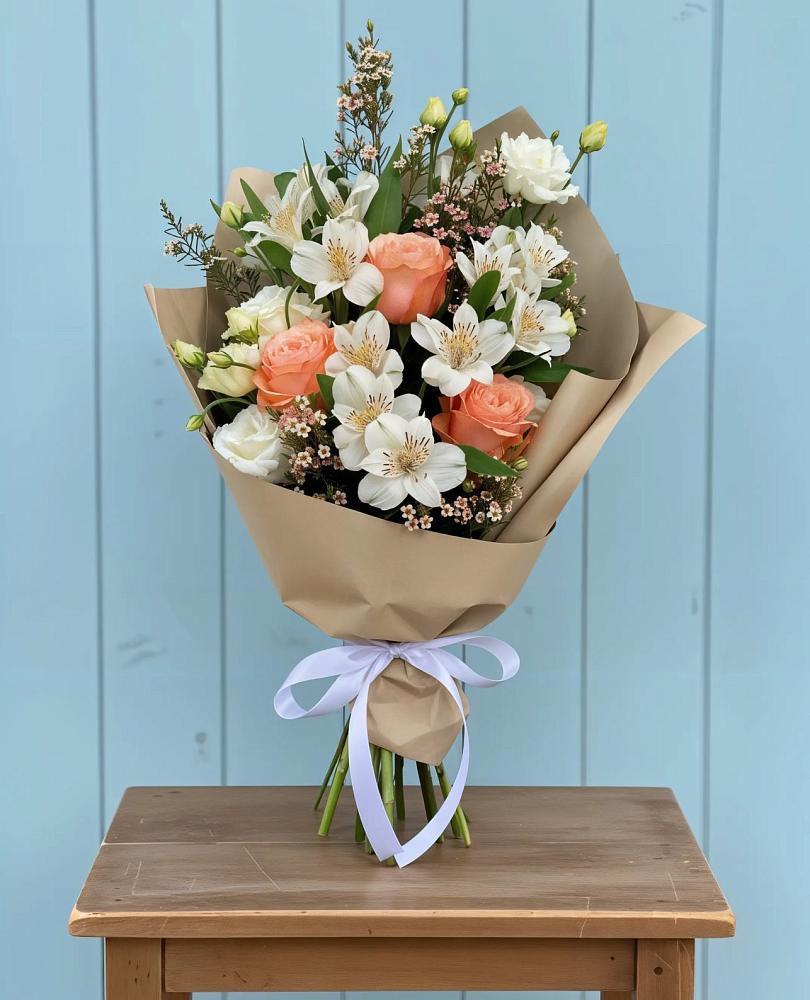 Букет цветов из: Альстромерии, Лизиантусы, Розы и Хризантемы в Деревне Барвиха